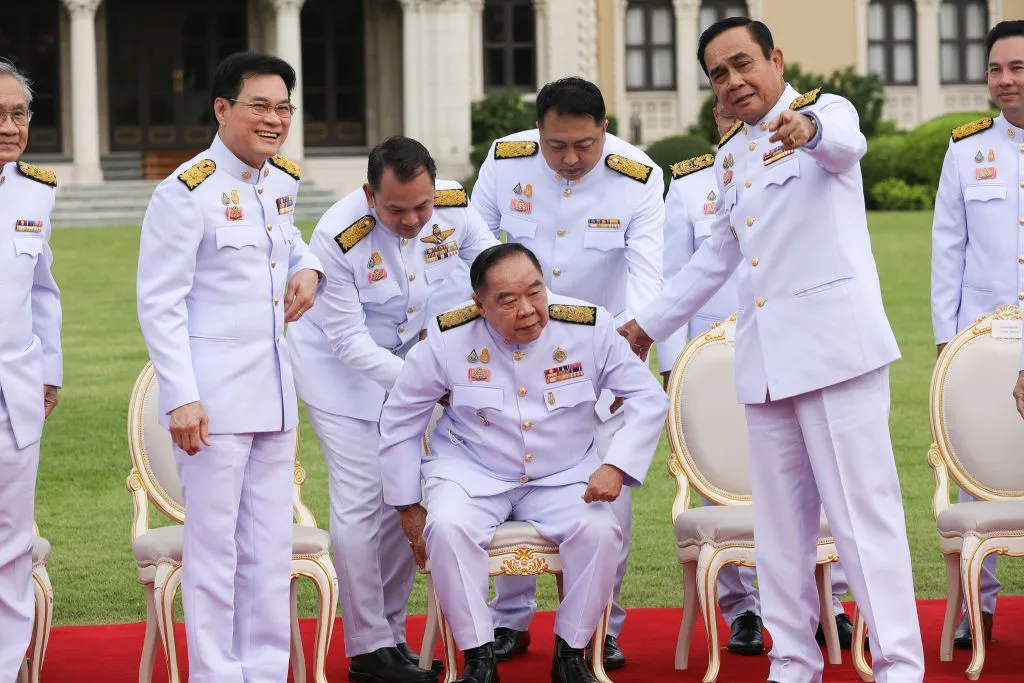 วิเคราะห์โผ ครม.ใหม่ ถ้าสุริยะได้เป็น รมว.พลังงาน ส่งสัญญาณทางการเมืองอย่างไร ?