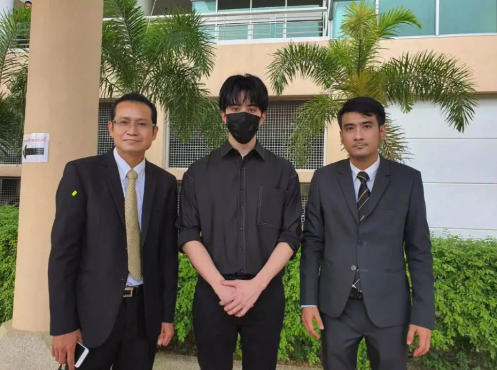 ไมค์ พิรัชต์ ยื่นร้องขอสิทธิ์ความเป็นพ่อ ด้าน ซาร่า คาซิงกินี ส่งทนายค้าน