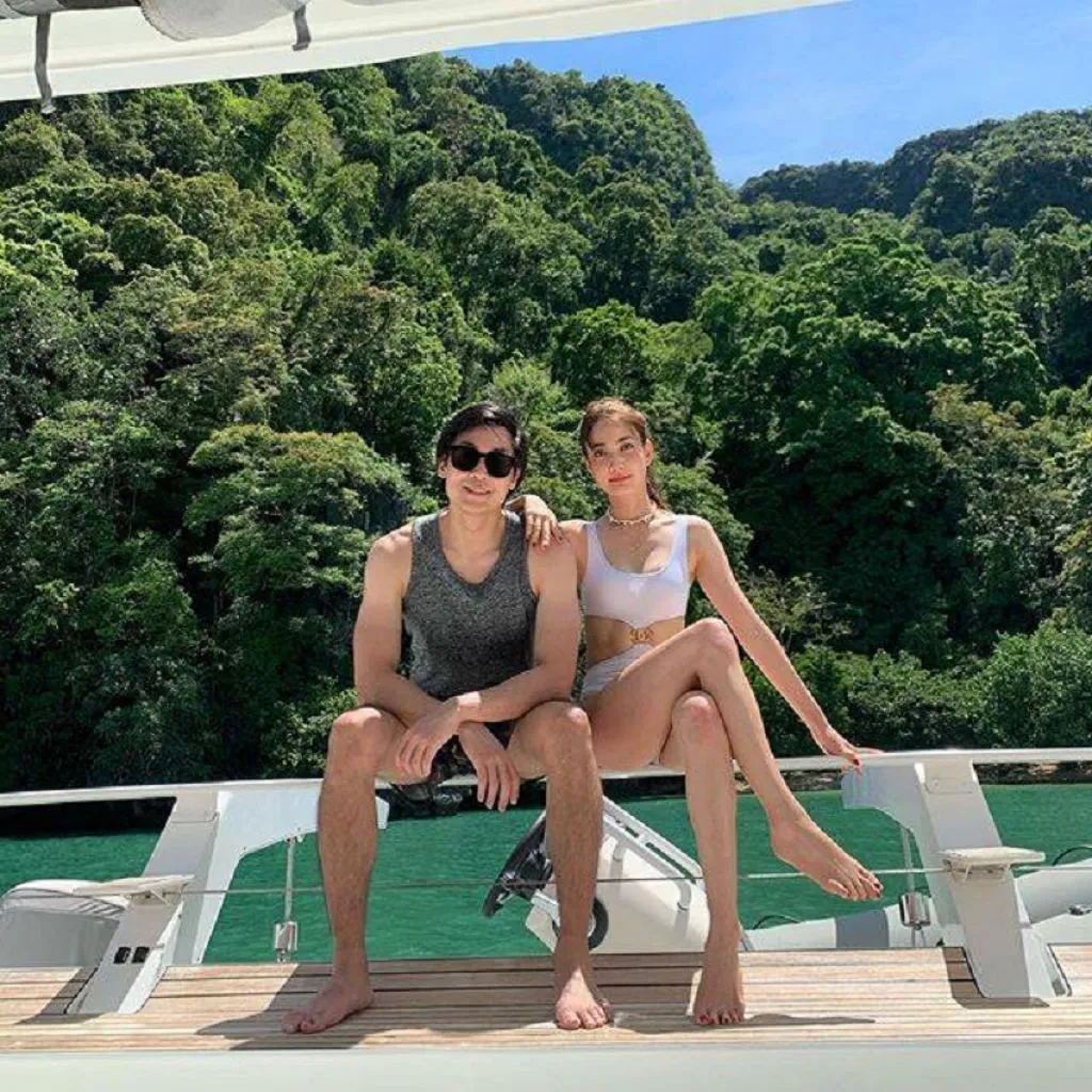 แต้ว ณฐพร ว่าไง? เพื่อนๆ ต้น อาชว์ แซวรับน้ำใบบัวบกมั้ย หลังแต้วลงรูปเปิดตัว ไฮโซณัย
