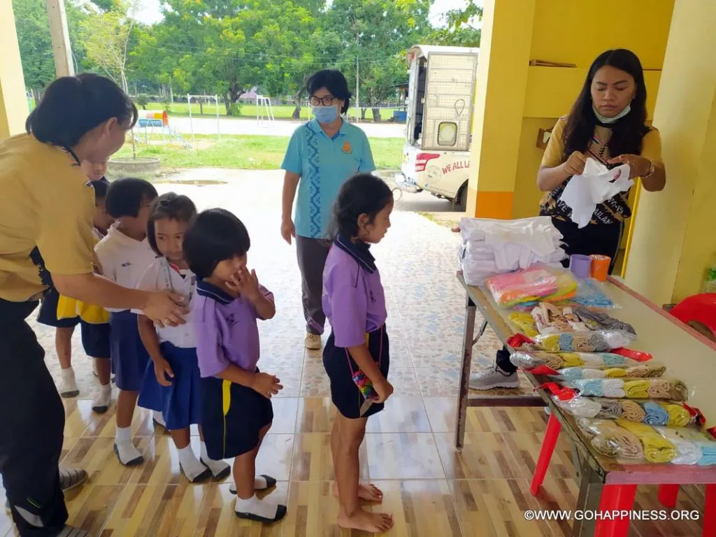 "3เอ็ม" มอบเงิน 1.5 แสนให้มูลนิธิของขวัญแห่งความสุข