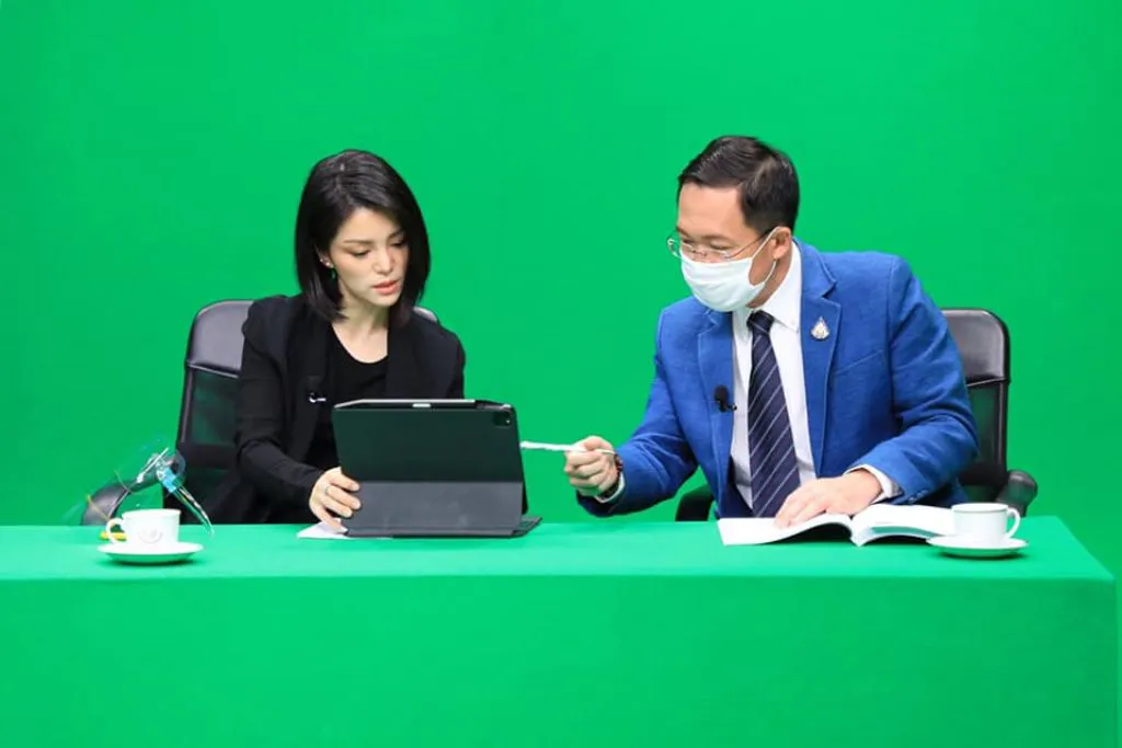มาดามเดียร์ ฝากติดตาม "มองรัฐสภา - พิจารณา ร่าง พรบ.งบ 64" พรุ่งนี้
