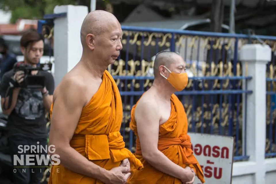 "พระบิ๊กแดง"