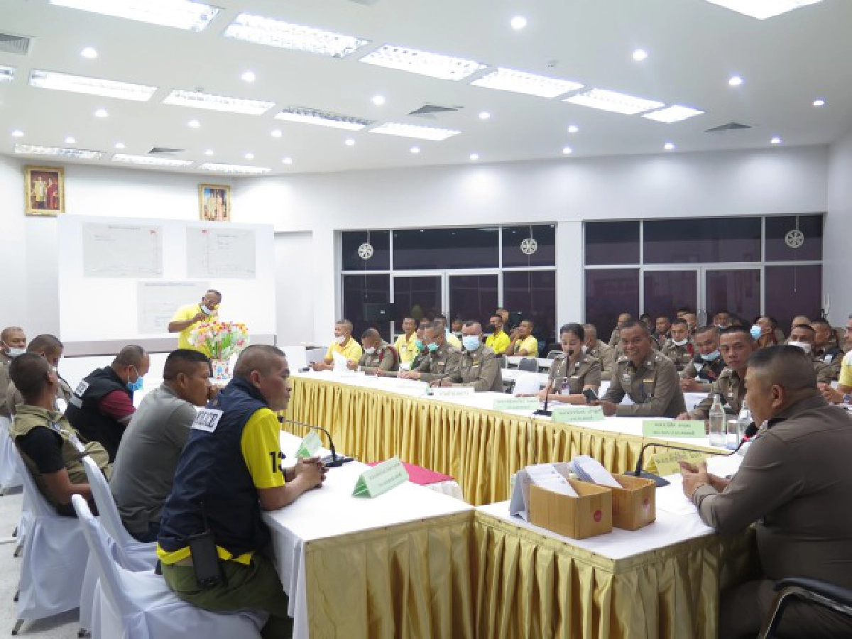 ตำรวจพากันดีใจรับเบี้ยเลี้ยงโควิด19 สุดท้ายคอตกกลับบ้านโดนเมียยึดเรียบ