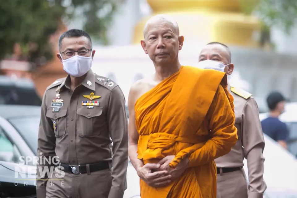 "พระบิ๊กแดง"