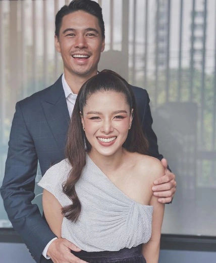 แมทธิว-ลิเดีย เตือนทุกคนให้รับมือโควิดรอบใหม่ ลั่นการ์ดอย่าตก