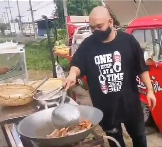 "พ่อค้าแม่ขาย" อาชีพเสริมดารายุคโควิด-19 ระบาด