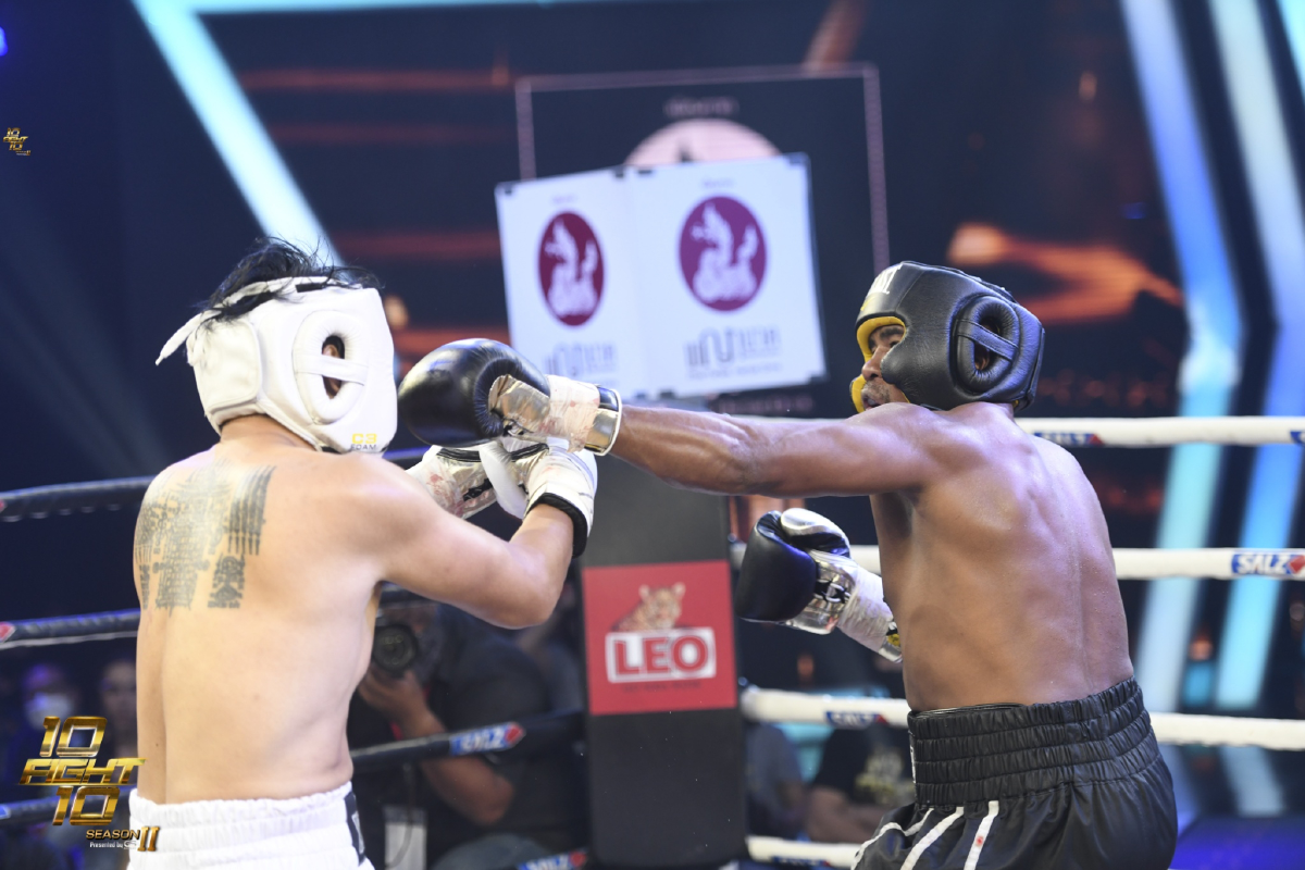 รัศมีแข ชนะ เอ็กซ์ ธิตินันท์ อย่างสมศักดิ์ศรีใน10Fight10