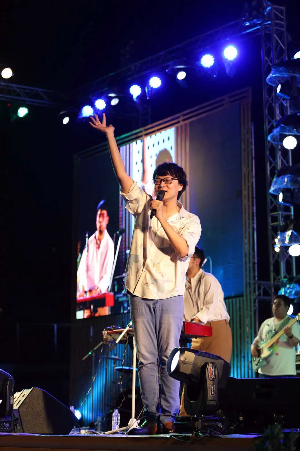 ททท. ขนทัพศิลปินดังร่วมงาน เที่ยวชุมชน เที่ยวชิลล์ชิลล์