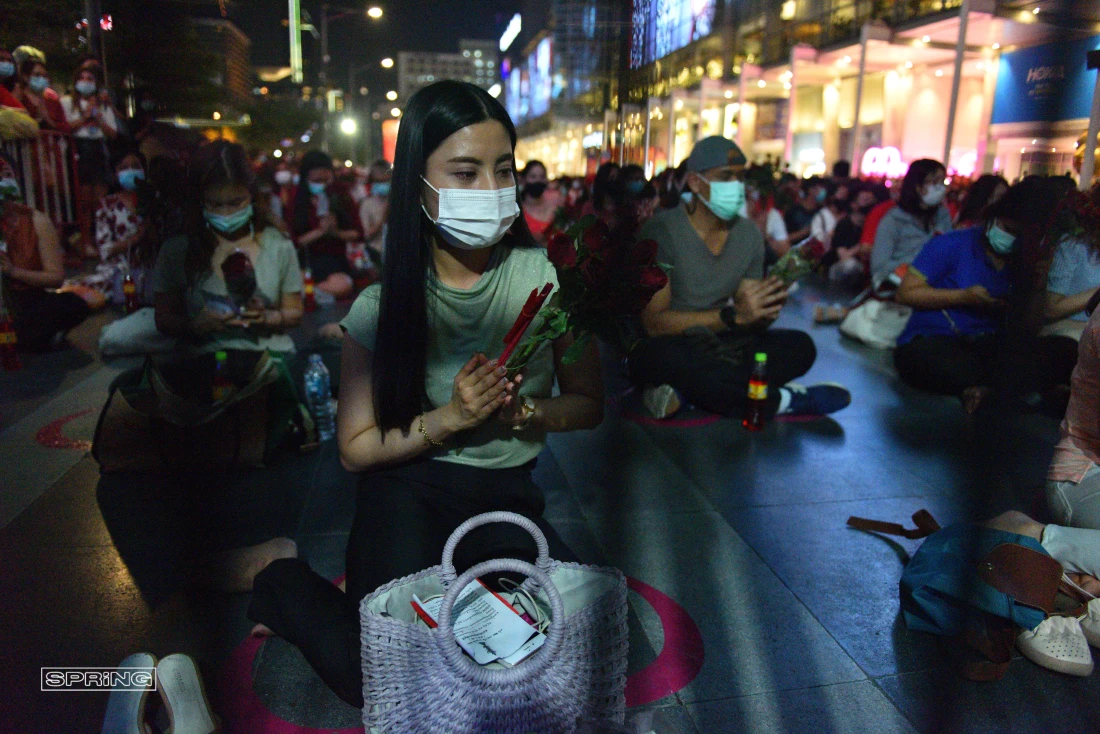 ขอความรักครั้งใหญ่ พิธีบวงสรวง “ พระตรีมูรติ “