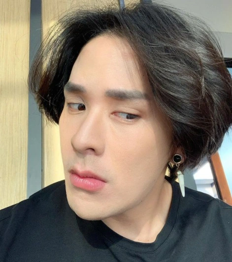 แทค ภรัณยู เดือดปรี๊ด! อย่าทำเหมือนเขาไม่ใช่คน ปมดราม่าคุณยายร่ำไห้