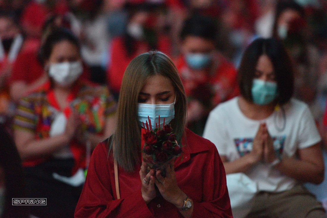 ขอความรักครั้งใหญ่ พิธีบวงสรวง “ พระตรีมูรติ “
