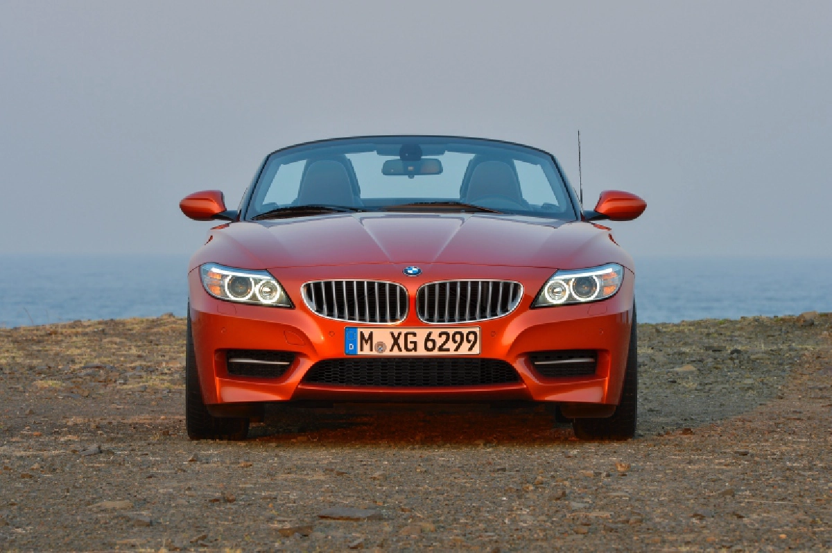 bmw z4 จิ๋วแต่แจ๋ว โรดสเตอร์ที่ใครหลายๆ คนก็อยากจับจอง