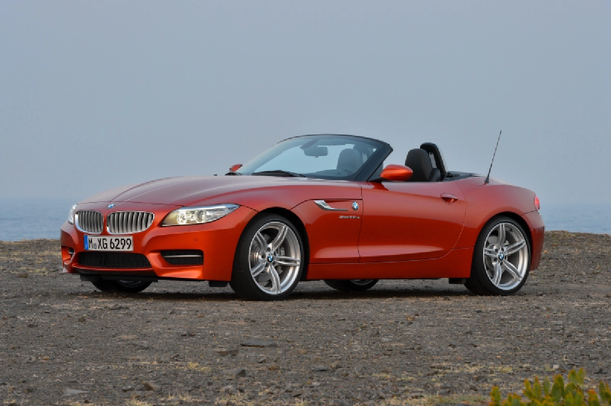 bmw z4 จิ๋วแต่แจ๋ว โรดสเตอร์ที่ใครหลายๆ คนก็อยากจับจอง