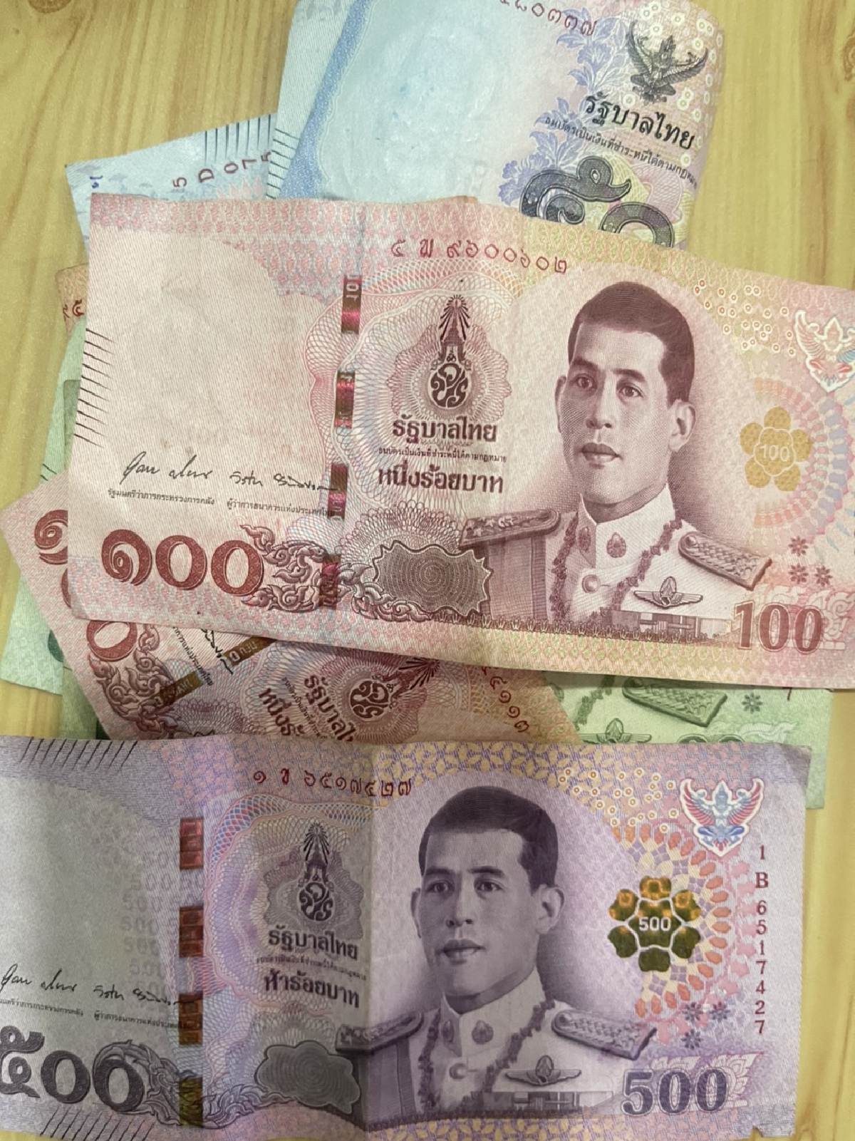 ภาพรวมคนไทยยังเป็นหนี้นอกระบบอยู่มาก