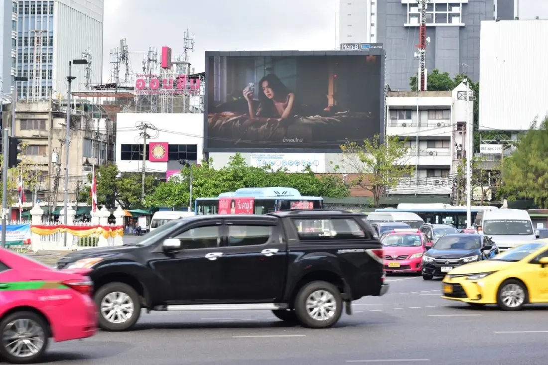 ใหม่ ดาวิกา สร้างกระแสไวรัลสวยเซ็กซี่กระแทกใจทั่วสยามประเทศ