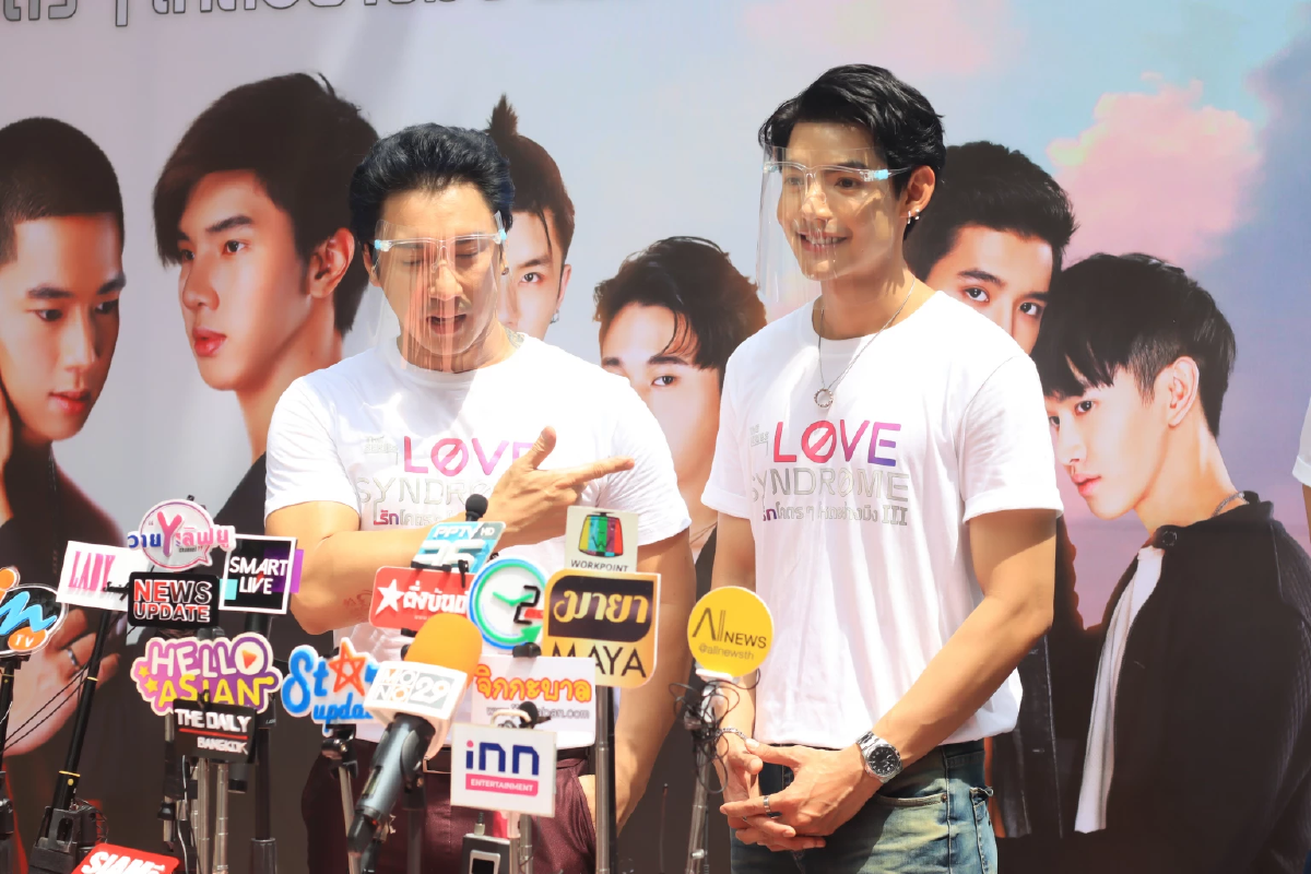 หล่งซื่อ ลี-แฟรงค์ ธนัตถ์ศรันย์ นำทีมบวงสรวง \"Love syndrome 3\" มาแรงซัดใจแฟนๆ