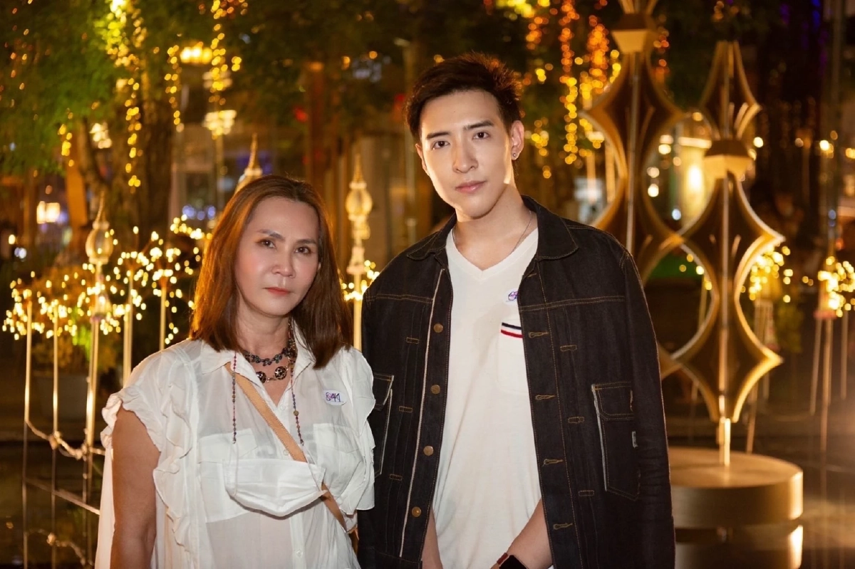 ไหม จีรนันท์ จับ เบิร์ด-ฮาร์ท ออกคอนเสิร์ตครั้งแรกในรอบหลายปี!