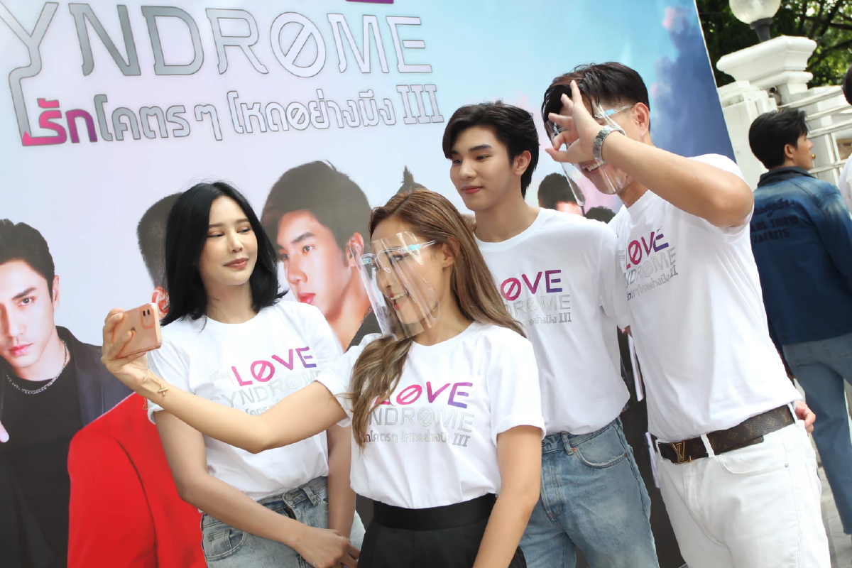 หล่งซื่อ ลี-แฟรงค์ ธนัตถ์ศรันย์ นำทีมบวงสรวง \"Love syndrome 3\" มาแรงซัดใจแฟนๆ