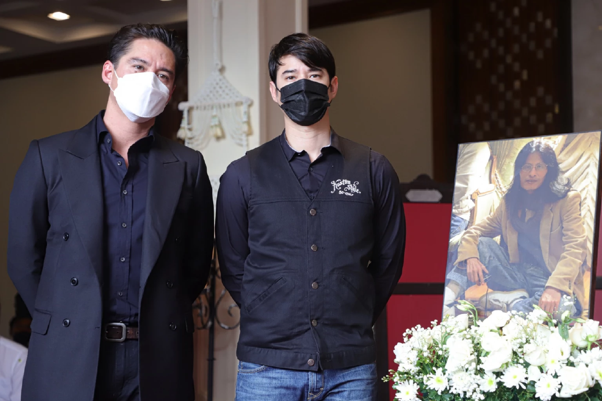 บรรยากาศพิธีรดน้ำศพ หม่อมน้อย ลูกศิษย์-คนบันเทิง ร่วมพิธีอย่างล้นหลาม