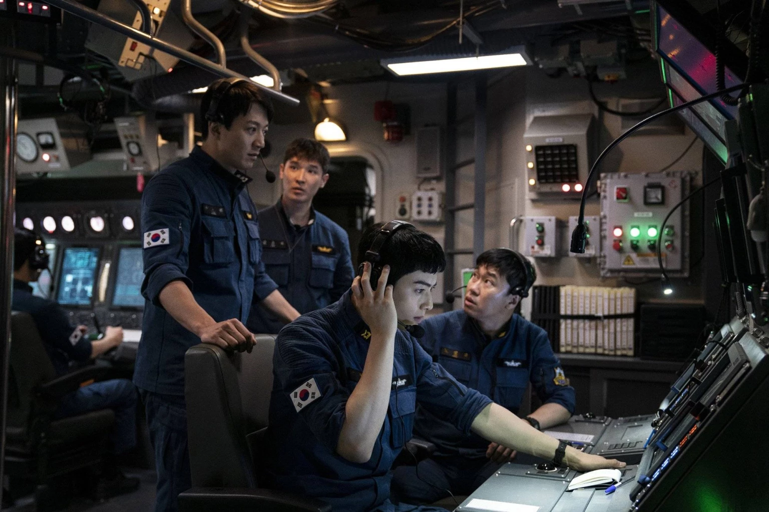 ภาพยนตร์ Decibel ลั่นระเบิดเมือง : ปฏิบัติการหยุดวินาศกรรมเสียงระเบิดเมืองที่บีบหัวใจ