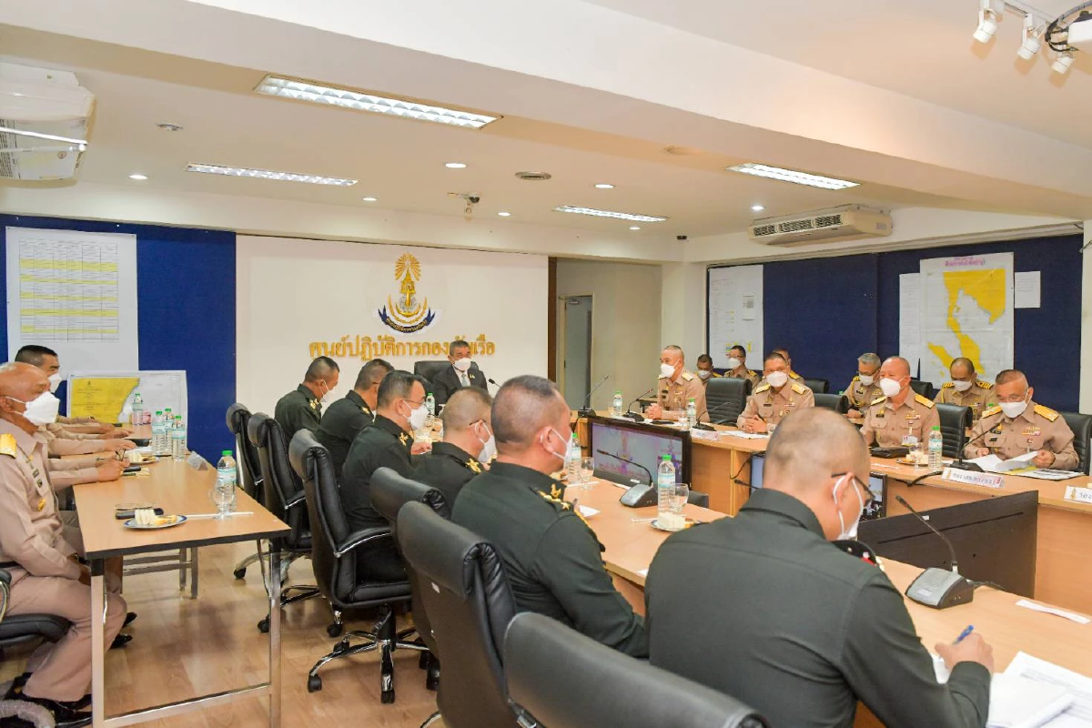 ทร. ส่ง \"เรือหลวงตากสิน\" เสริมทัพ ปูนบำเหน็จคนตาย 5 ชั้นยศ เยียวยา 1-2 ล้าน