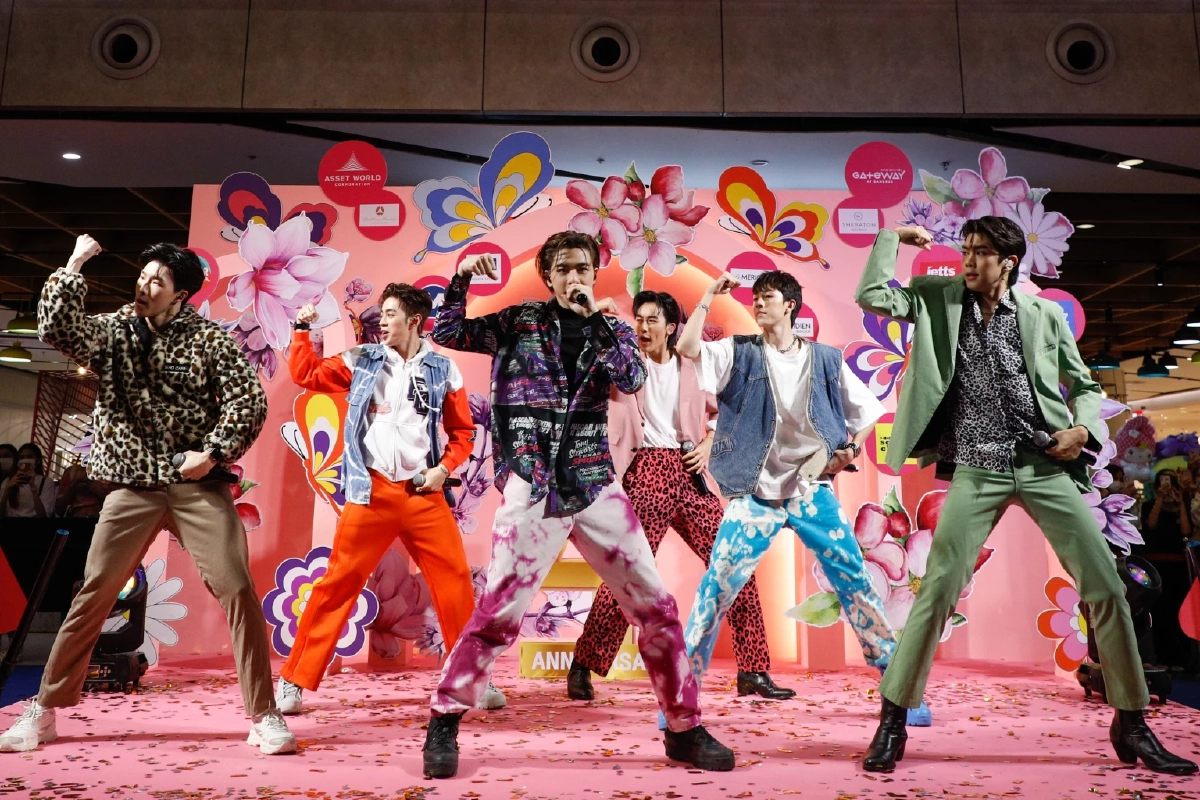 สัมผัสบรรยากาศเฉลิมฉลองครบรอบ 4 ปี เกทเวย์ แอท บางซื่อ กับธีม  Wonder Blooming