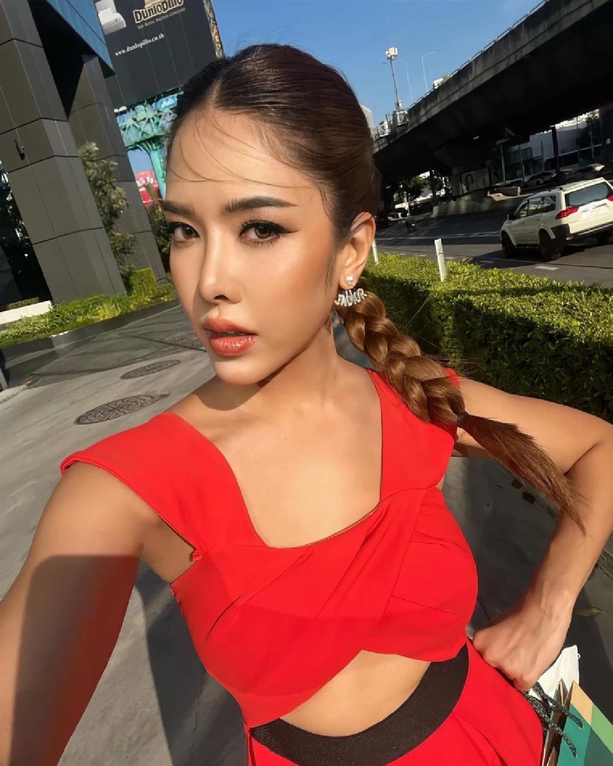 แอล กมลวรรณ ชี้แจง ขับรถเสียหลักชนยับ 9 คัน เพราะวูบผลตรวจแอลกอฮอล์เป็นศูนย์