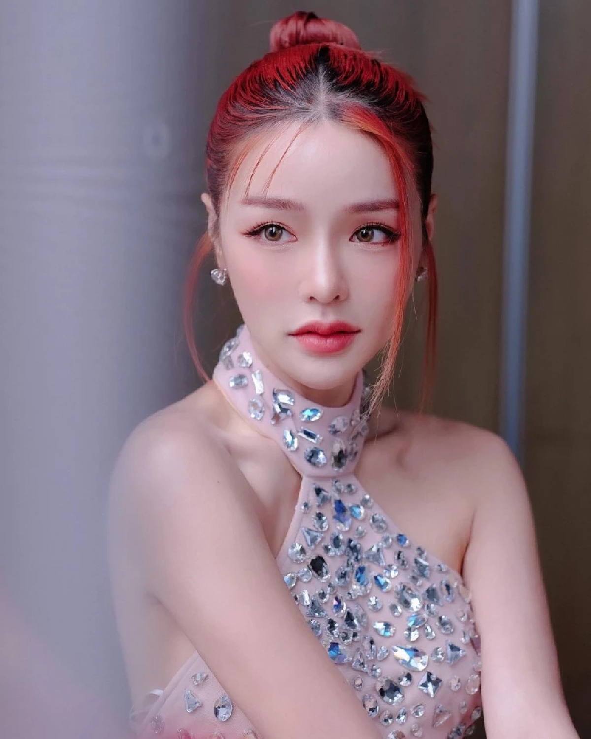 แอร์ ภัณฑิลา ช่วงนี้เหนื่อย ยังไม่พร้อมตอบปม "ดารา อ. เอี่ยวธุรกิจสีเทา" 