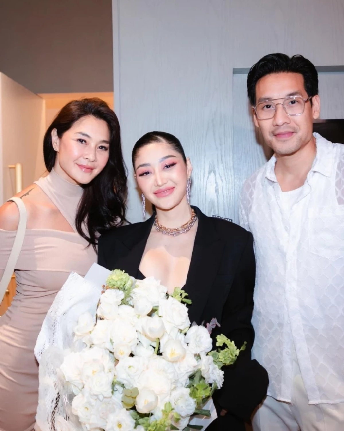 มิ้วกี้ ไปรยา เปิดตัวพ็อกเก็ตบุ๊กเล่มแรกในชีวิต ก้าวผ่านทุกดราม่า