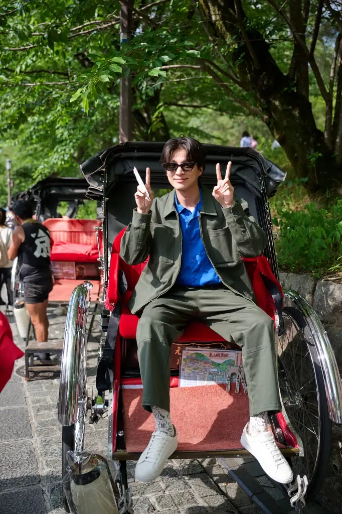 กลัฟ คณาวุฒิ ชวนแฟนคลับฉ่ำใจ "โออิชิ กรีนที" พาไปทริปญี่ปุ่นสุดเอ็กซ์คลูซีฟ 