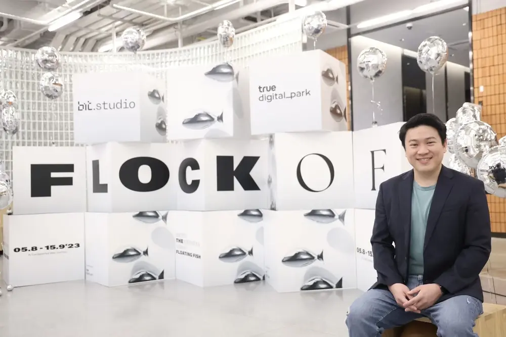 ชวนส่องนิทรรศการสุดล้ำ FLOCK OF ผสมผสาน AI และผลงานศิลปะ ณ ทรูดิจิทัล พาร์ค
