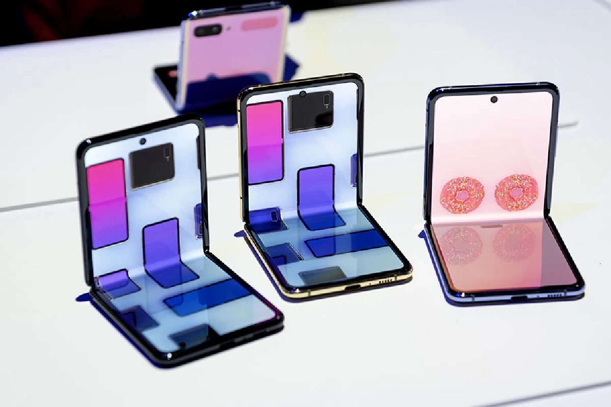 iPhone พับได้ อาจยังไม่มา พัฒนาไม่ทันคู่แข่ง คาดพร้อมเปิดตัว ปี 2027
