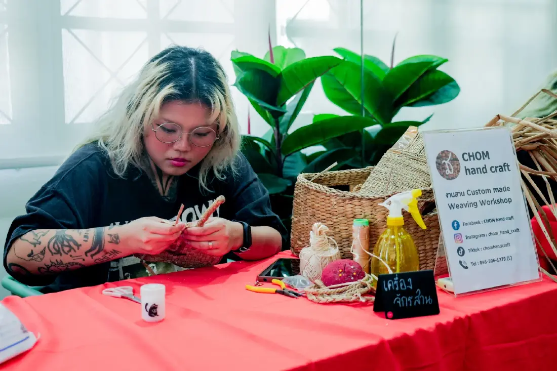 เบื้องหลัง 'นักซ่อม' แห่ง Repair Café คอมมูนิตี้ซ่อมข้าวของแห่งแรกในไทย