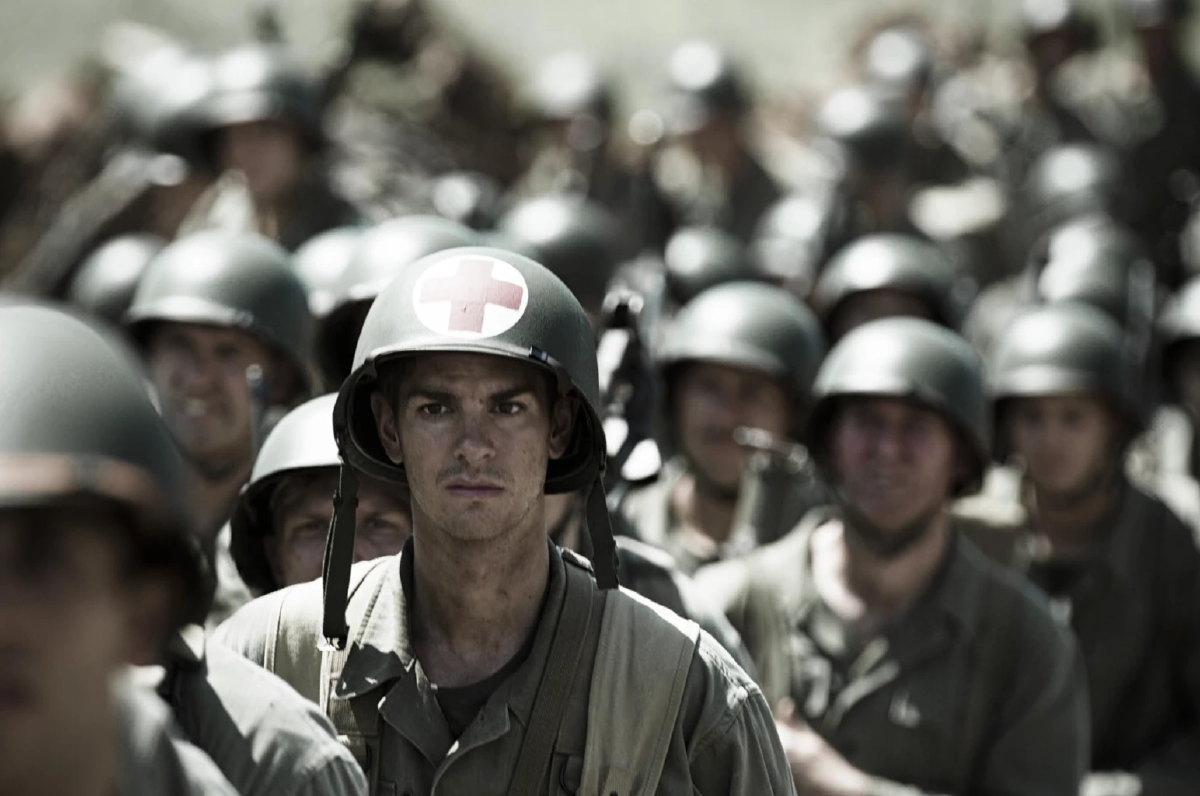 ภาพยนตร์ Hacksaw Ridge สาส์นต่อต้านความรุนแรง ไปสงครามเพื่อช่วยชีวิตคน Credit ภาพ IMDb