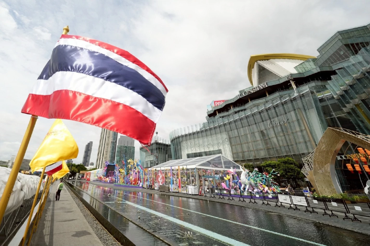 สยามพิวรรธน์ แสดงพลังความเป็นไทย ร่วมส่งแรงใจชายแดนไทย-กัมพูชา