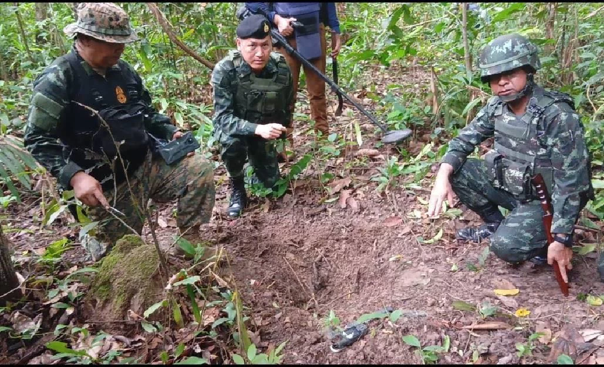 &quot;ไทย&quot; จ่อเชิญทูตทหาร-ผู้แทนตปท. แจงปม &quot;ทุ่นระเบิด&quot; ที่ไม่ใช่ของไทย