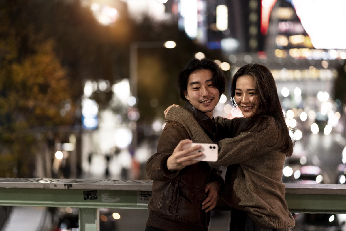 Gen Z ชวนกันออกเดทแบบ \'จนแต่เก๋\' เพราะค่าครองชีพมันแรงเว่อร์