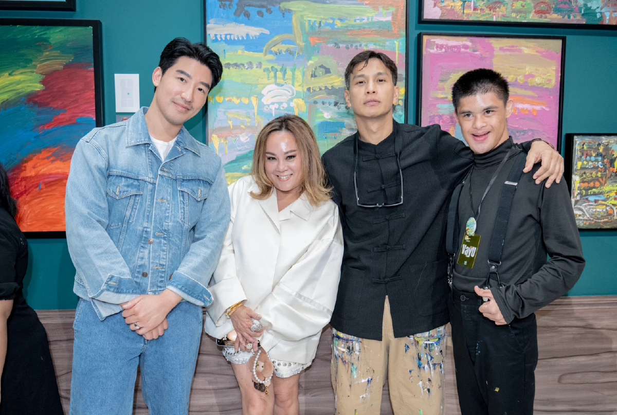 ชมผลงาน! จากปลายพู่กันผู้มีภาวะดาวน์ซินโดรม-บกพร่องทางสติปัญญา