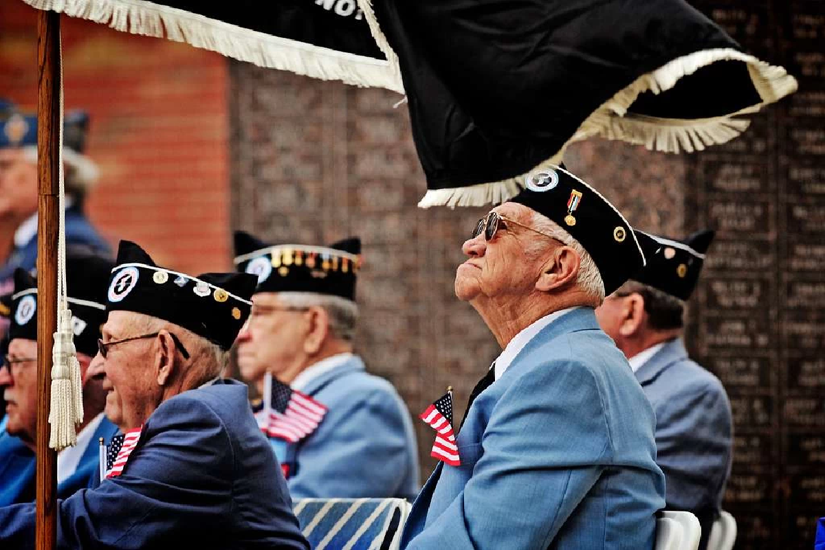 เงินช่วยเหลือทหาร เปลี่ยนชีวิต Paul Newman จากทหาร WWII สู่นักแสดงระดับโลก
