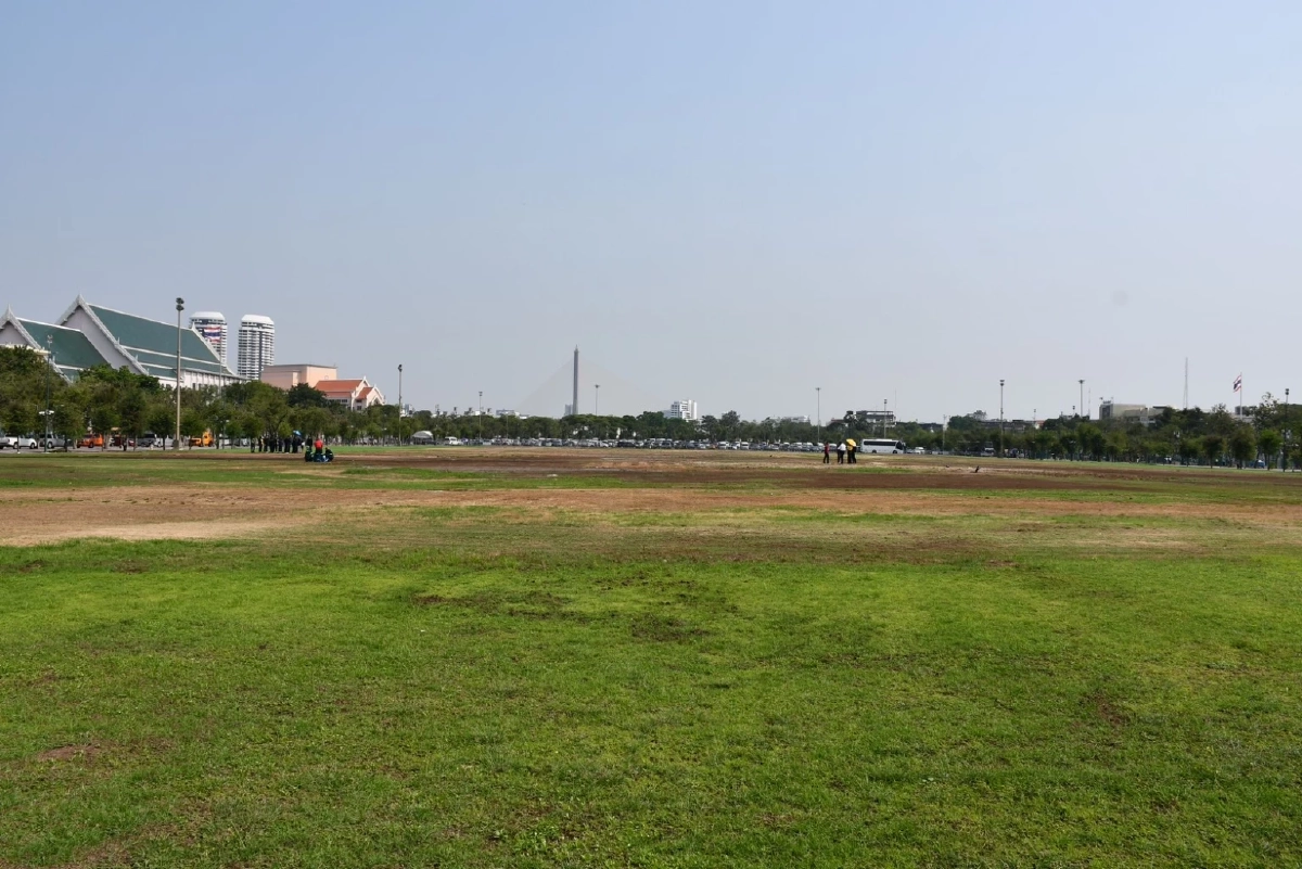 \"กทม. ปรับโฉมสนามหลวง แม้ซีเกมส์ย้ายพิธีเปิด\" เพื่อความสวยงาม