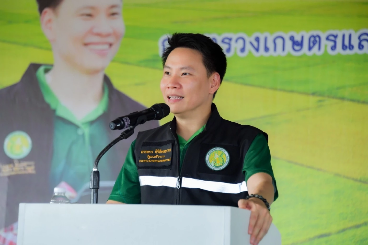 รมว.เกษตรฯ ลุยติดตามแผนจัดการน้ำ \"บางระกำโมเดล\" ปี 2568