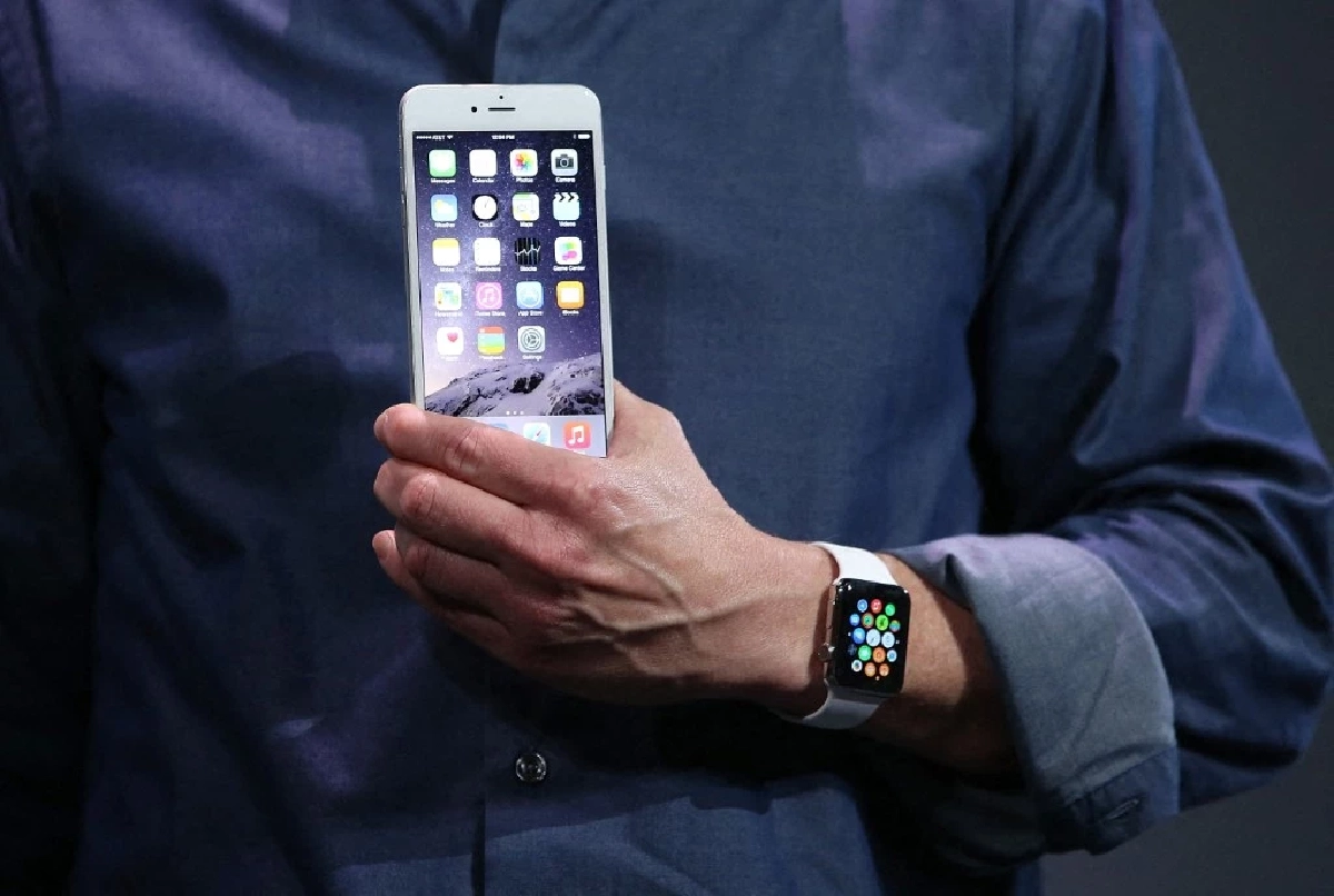 มือถือ iPhone 6 - ย้อนตำนานไอโฟน ที่ยอดขายดีทะลุโลก ในประวัติศาสตร์ Credit ภาพ AFP