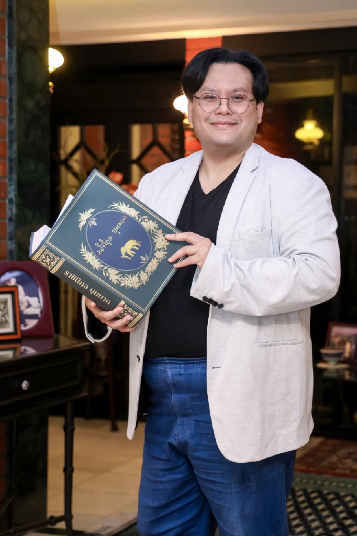 เบื้องหลังการจัดทำ ราชินิกุลบุนนาค หนังสือ ประวัติศาสตร์มีชีวิต