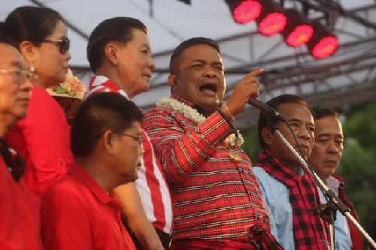 ประวัติศาสตร์ประชาธิปัตย์ ยุคคู่ขวัญ อภิสิทธิ์-สุเทพ