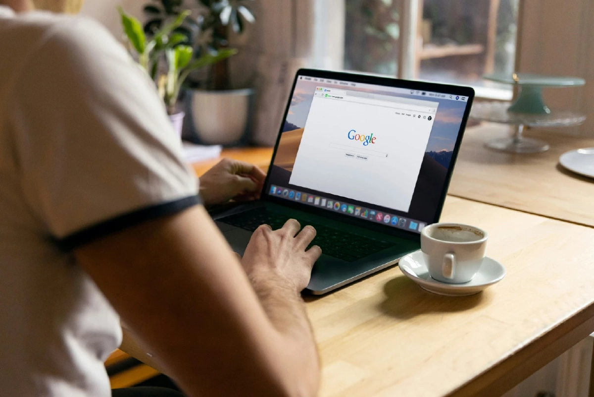 Google ถูกสื่อใหญ่ฟ้อง กรณี AI Overviews ทำคนไม่เข้าเว็บ รายได้หด