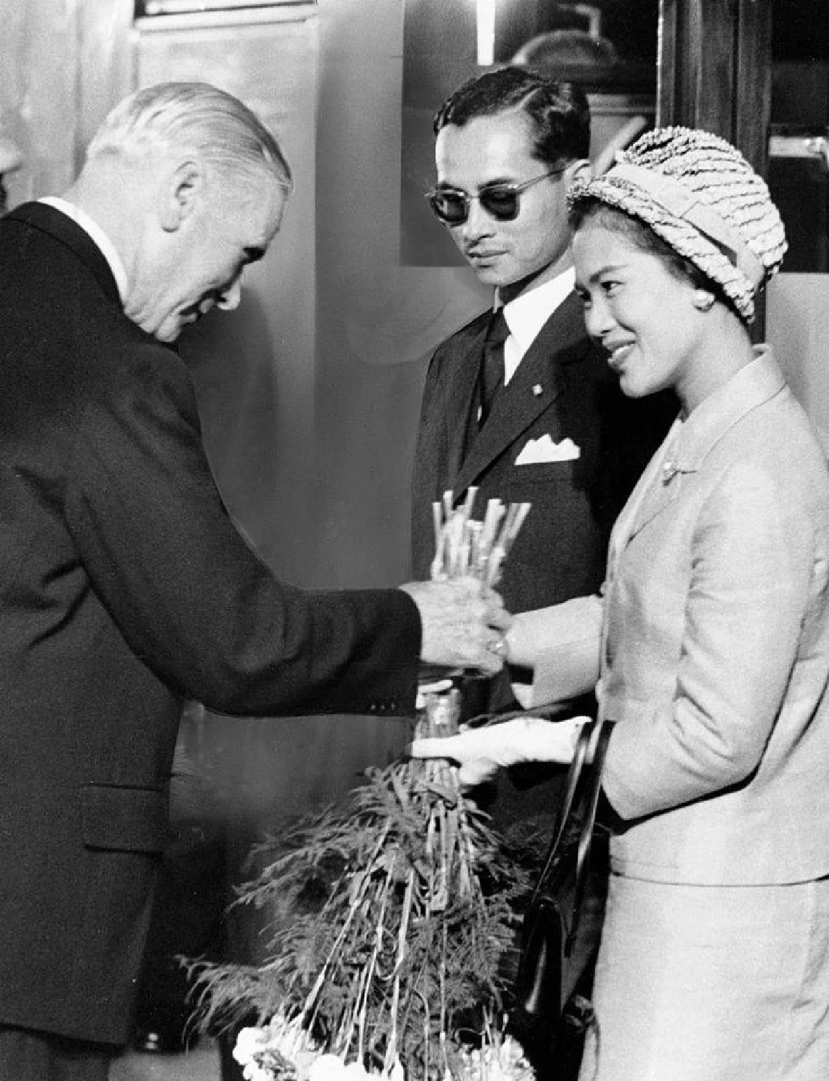 สมเด็จพระนางเจ้าสิริกิติ์ฯ กับบทบาททางการทูตนำไทยสู่สายตาโลก