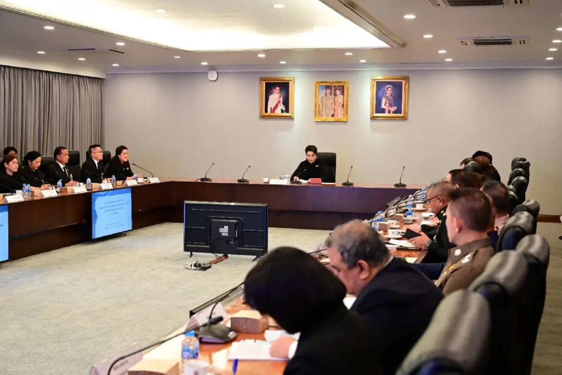 ชูบทบาท มหาราชินี รัฐบาลเดินหน้าแผนประชาสัมพันธ์ ให้ข้อมูล 24 ชม.