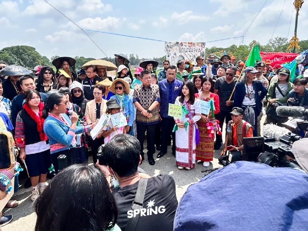 การรวมตัวของชาวบ้านแม่น้ำกกเชียงราย เปิดผนึกส่งหนังสือร้องเรียนถึงรัฐบาลไทย เมียนมา และเหมืองเถื่อนจีน (5 ก.ค.68))