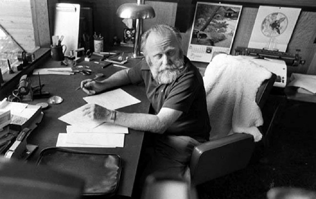 แฟรงค์ เฮอร์เบิร์ต (Frank Herbert)