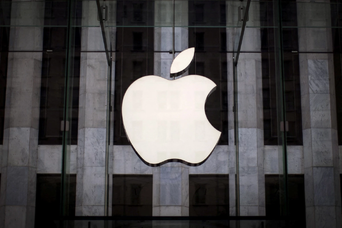 หุ้น Apple พุ่ง iPhone 17 ขายดี มูลค่าบริษัทแตะ 4 ล้านล้านเหรียญ
